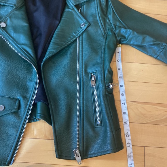 BlankNYC Green Pleather Moto Jacket - Picture 11 of 16